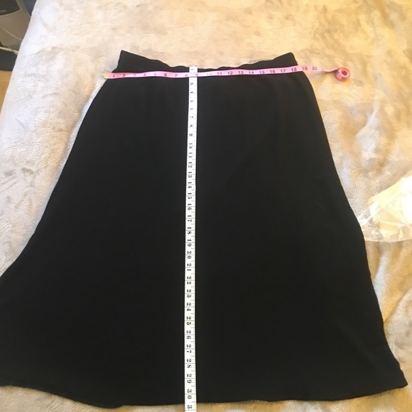 🍉Della Spiga black broomstick gathered elastic waist skirt, lightweight, midi - Picture 5 of 7